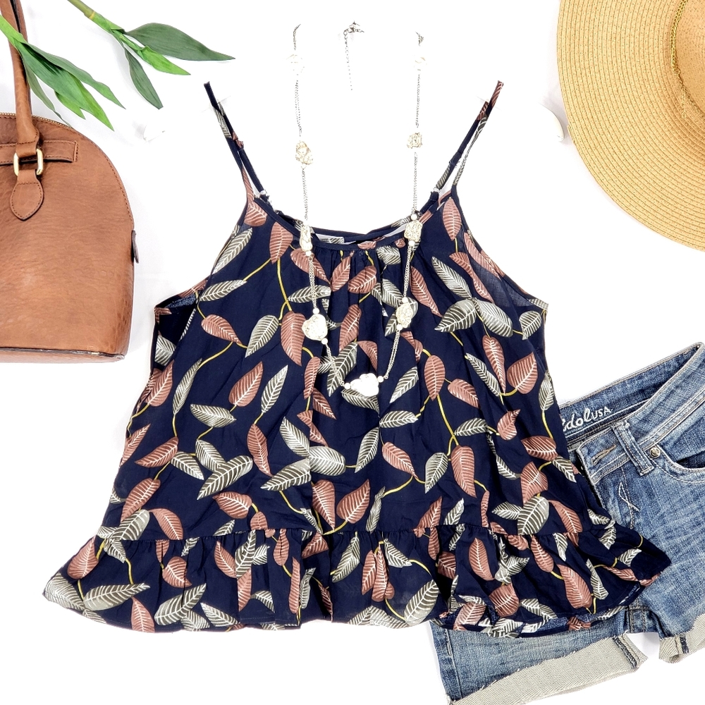 New COZY CASUAL Lace-up Leaves Spaghetti Strap Tank Top